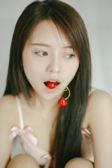 罗百吉吹喇叭